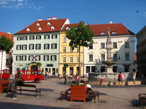 centro-antigo-bratislava.jpg